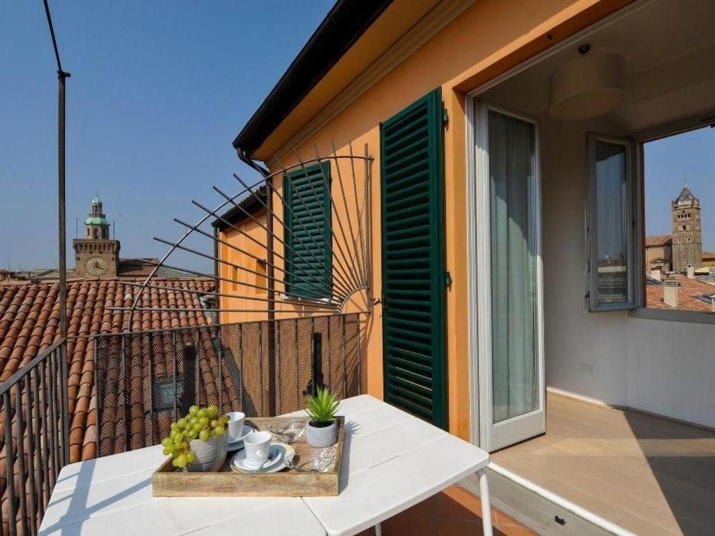 Fulcanelli Apartment Bologna Exteriör bild